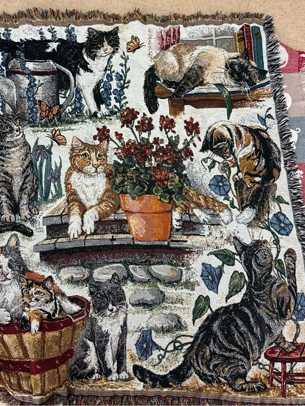 Phoebe’s “Smelly Cat” Woven